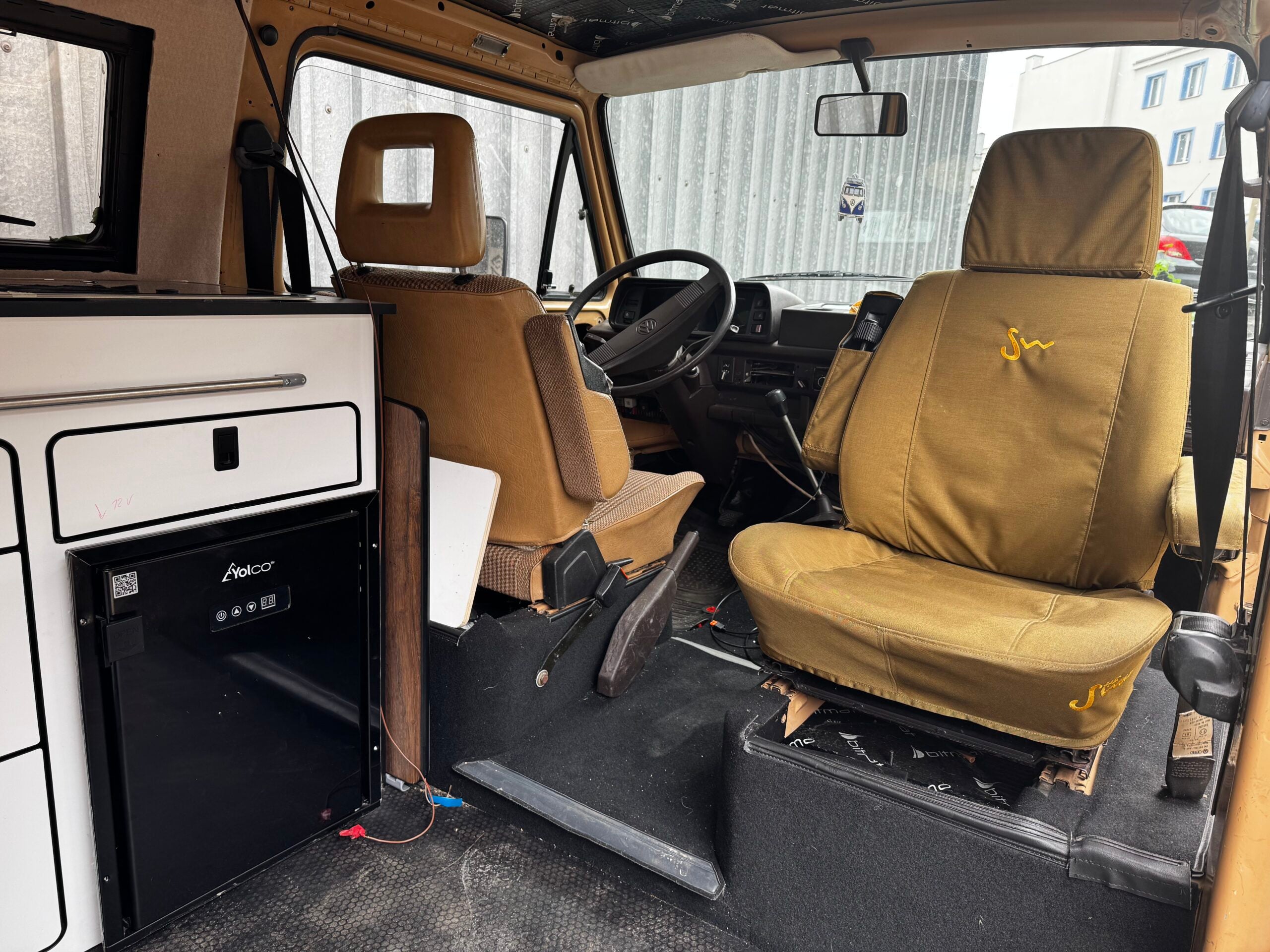 Classic Volkswagen T3 seat covers, pilot seat