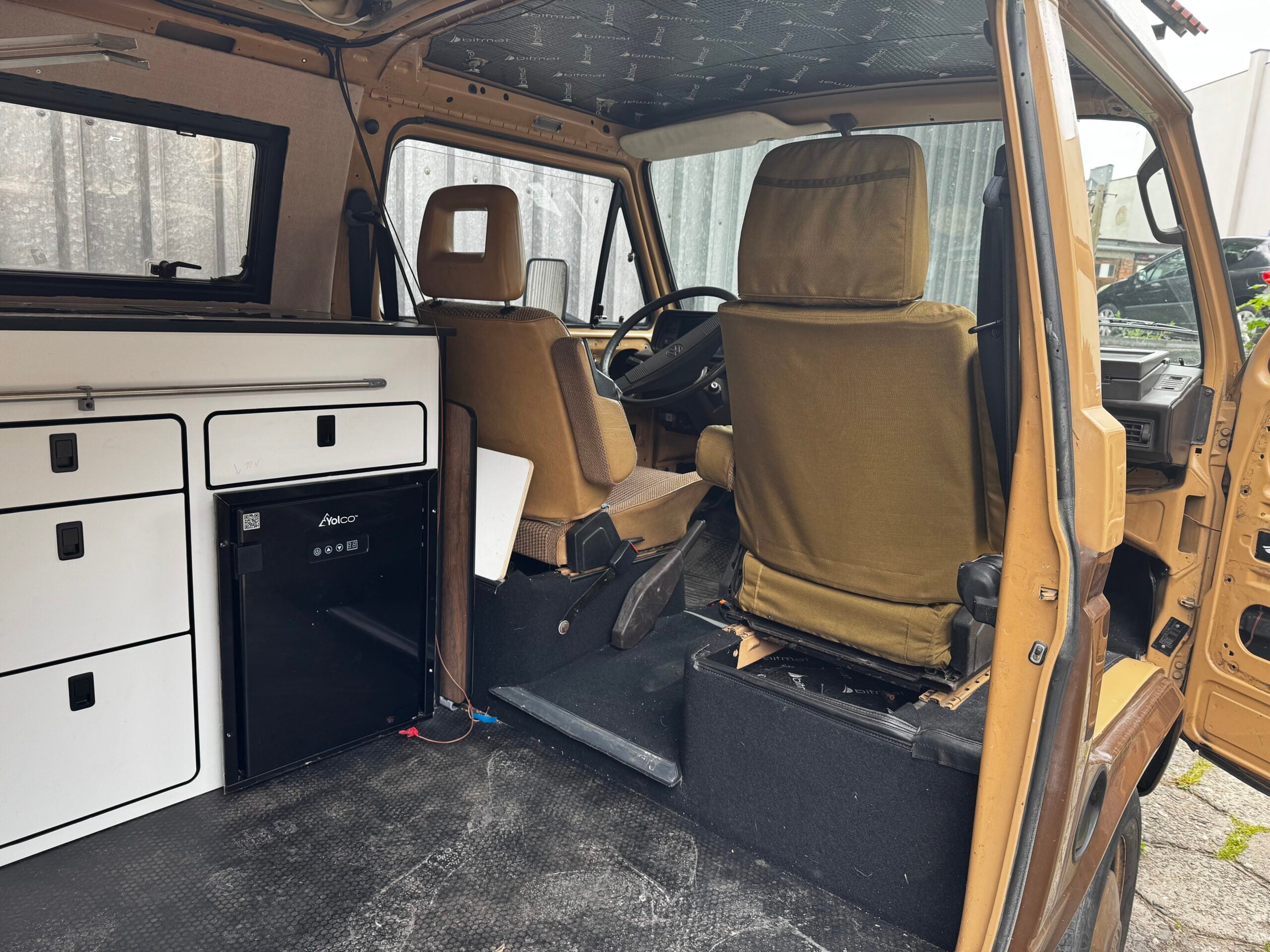 Classic Volkswagen T3 seat covers, pilot seat