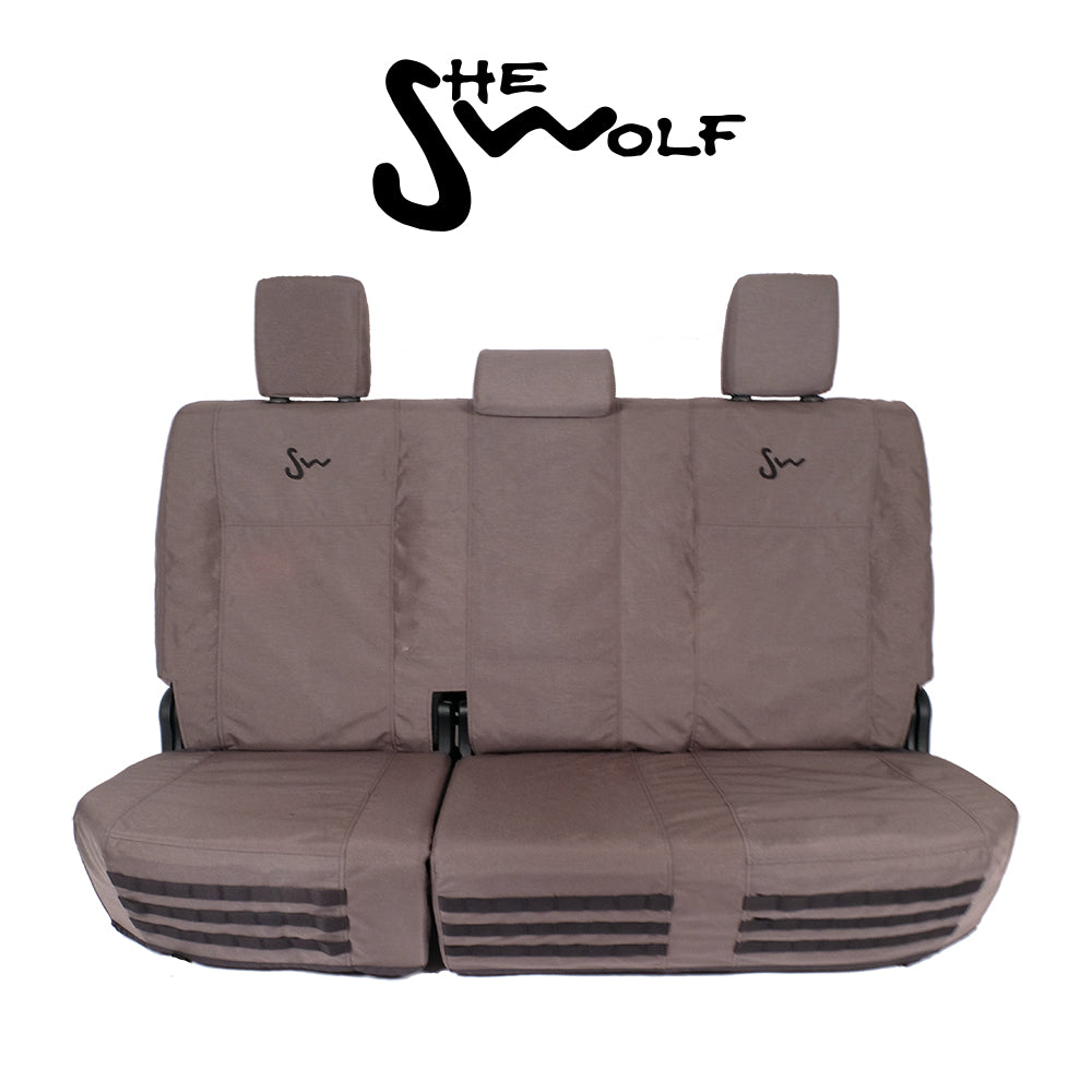 Seat covers – Organizer set for the rear bench seat of a Toyota Hilux 8
