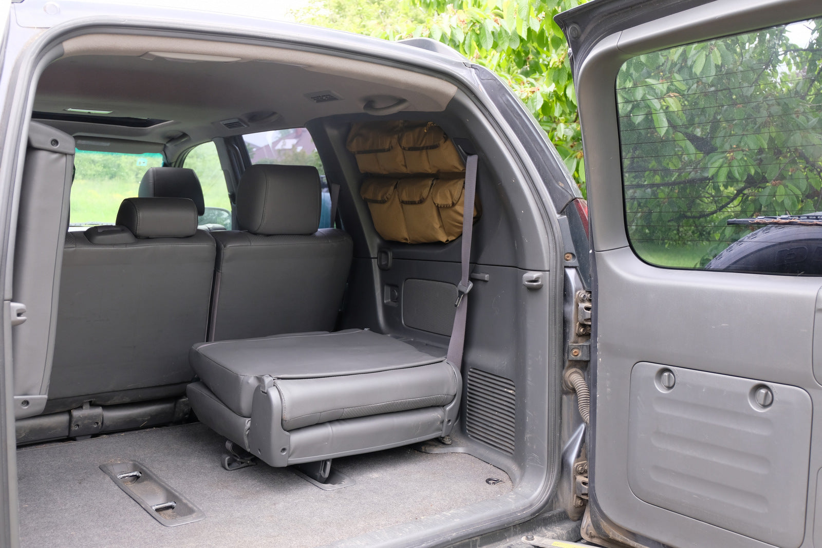 SHE-WOLF Side Window Organizer for Toyota Land Cruiser J120