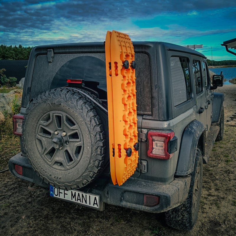 MaxTrax Sand ladder bracket