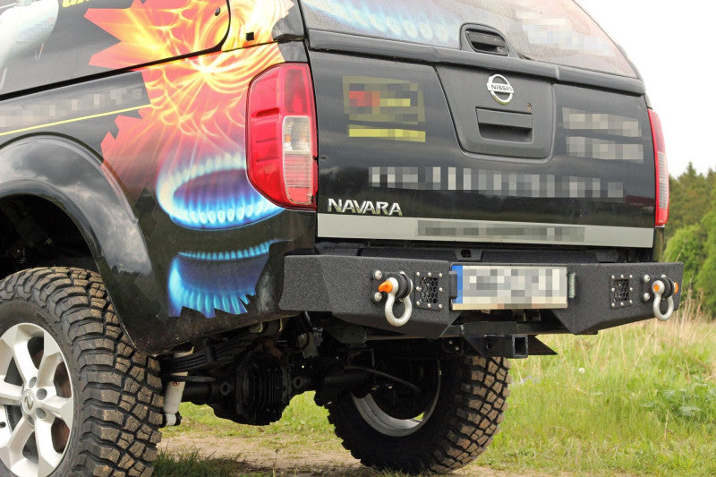 Stahl-Heckstoßstange Nissan Navara D40