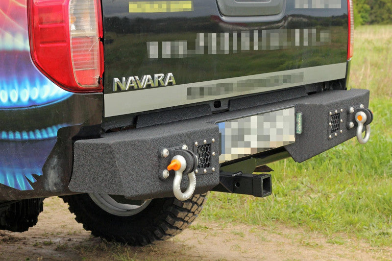 Stahl-Heckstoßstange Nissan Navara D40